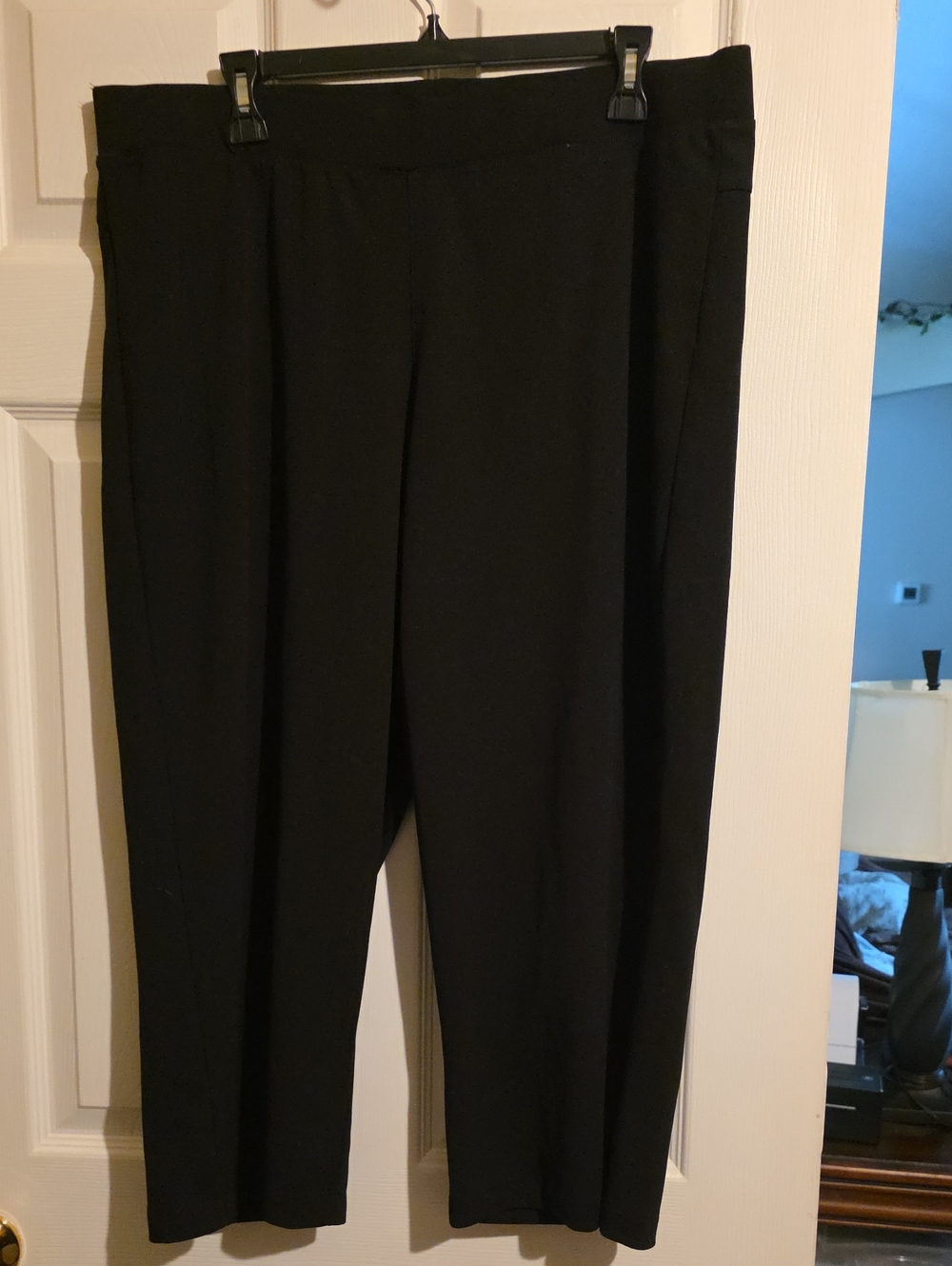 Stretchy Ankle Pants for Women